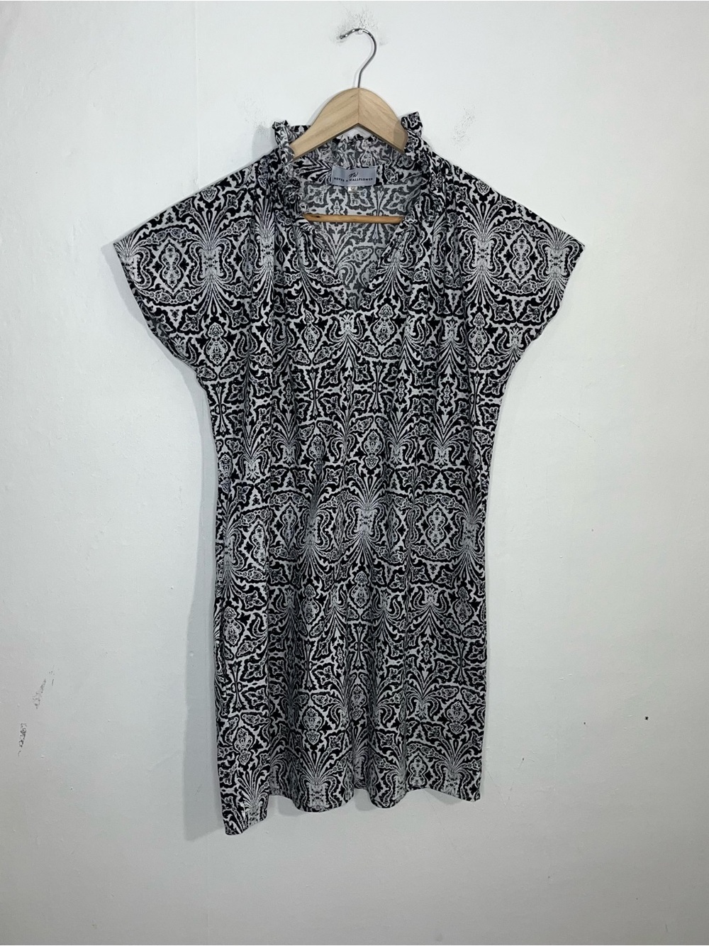 Never A Wallflower Vicki Short Sleeve Dress Black White Print Cotton USA Medium